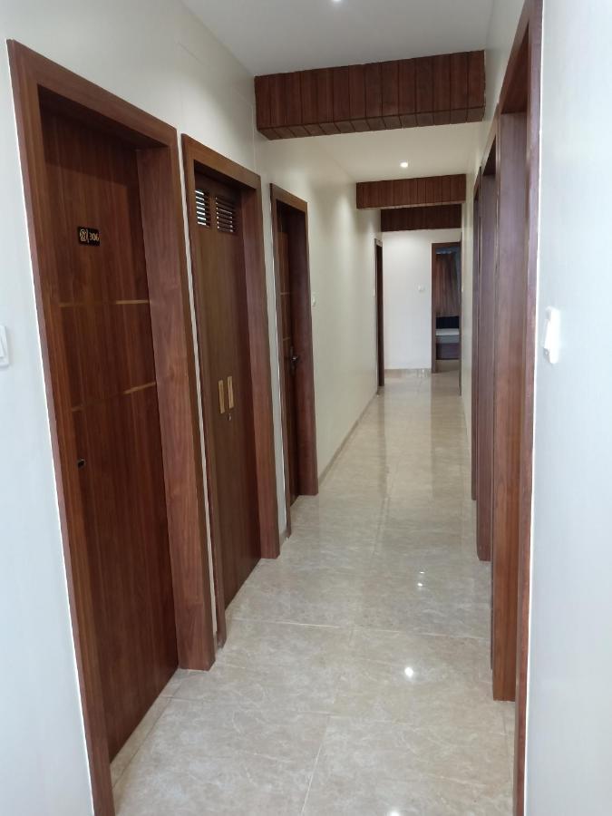 Hotel Suvarnam Residency Ahmednagar Dış mekan fotoğraf